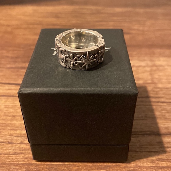 “Safe Harbor” Sterling Silver Ring Size: 7 From Clocks and Colours - Picture 4 of 9